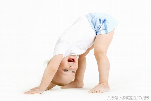 婆婆说纸尿裤用便宜的就好,孩子用尿布好还是纸尿裤好