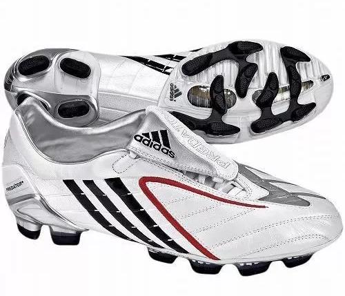 阿迪达斯足球纪念款,阿迪达斯如今落寞的鞋