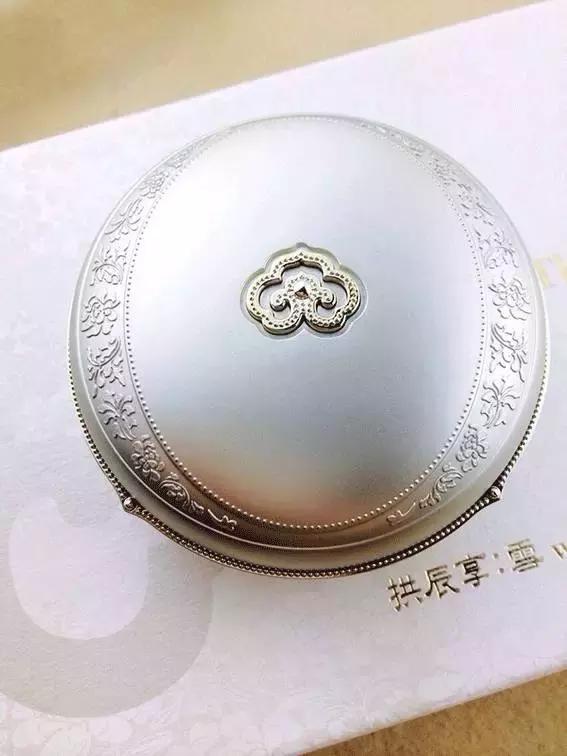 补妆气垫遮瑕持久不脱妆网红推荐,出门不脱妆补妆必备好物之气垫篇