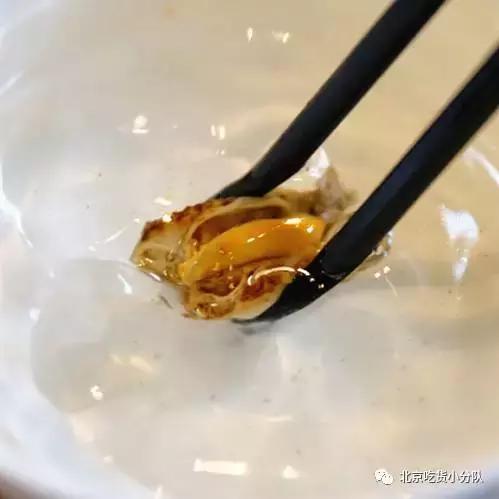 三里屯的豪放派海鲜，直接把渔船搬进了店