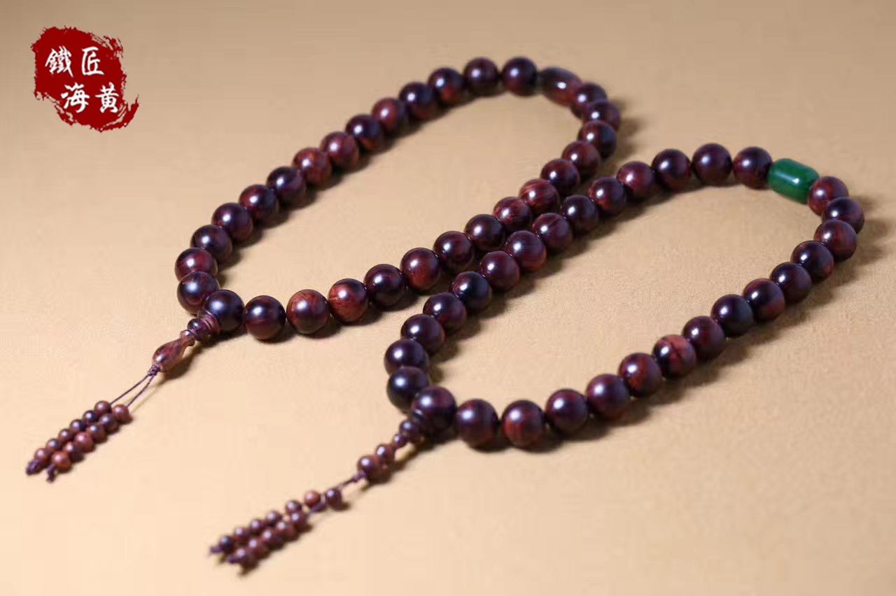 收藏手串有什么好处,脑纹桃核手串有收藏和升值价值吗