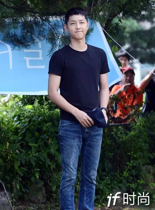 宋仲基与宋慧乔甜蜜,宋仲基与宋慧乔恋爱过程