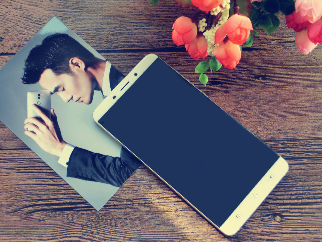 奇酷360旗舰极客版,奇酷旗舰极客版价格