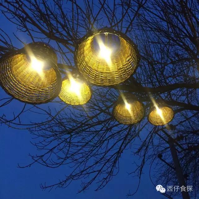 Bistro红墙小馆:繁星点点小酌处深幽院落瓦块鱼