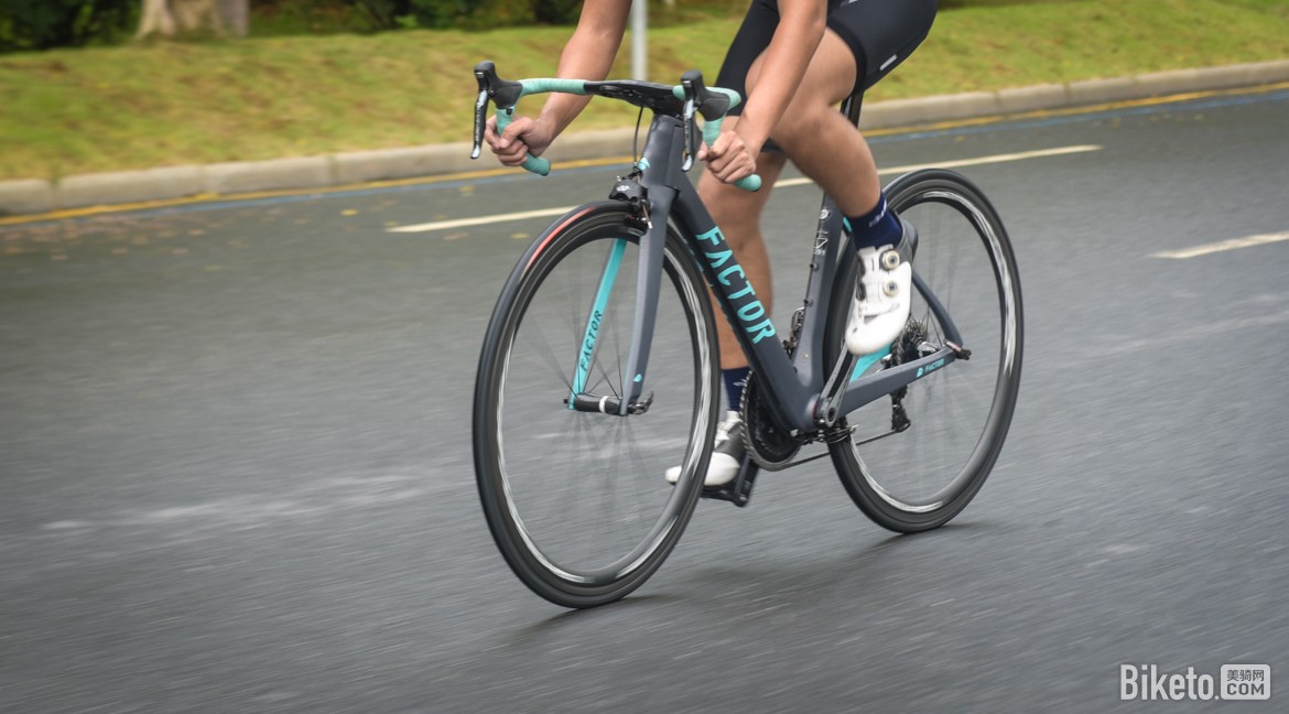 新款factorone公路车,英国elemental跑车