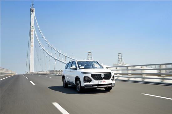 雪佛兰科帕奇宝骏530,宝骏530改装海外科帕奇