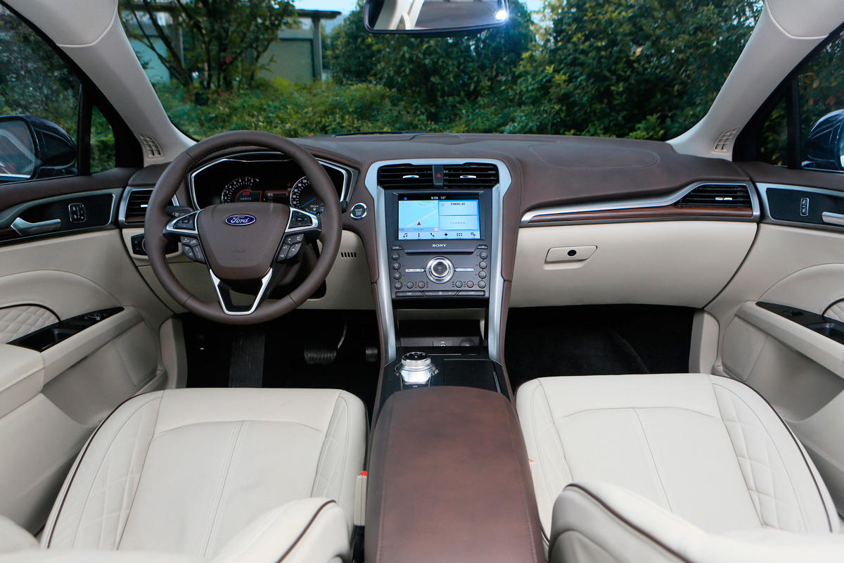 蒙迪欧豪华亮点,福特蒙迪欧最新款高速试驾