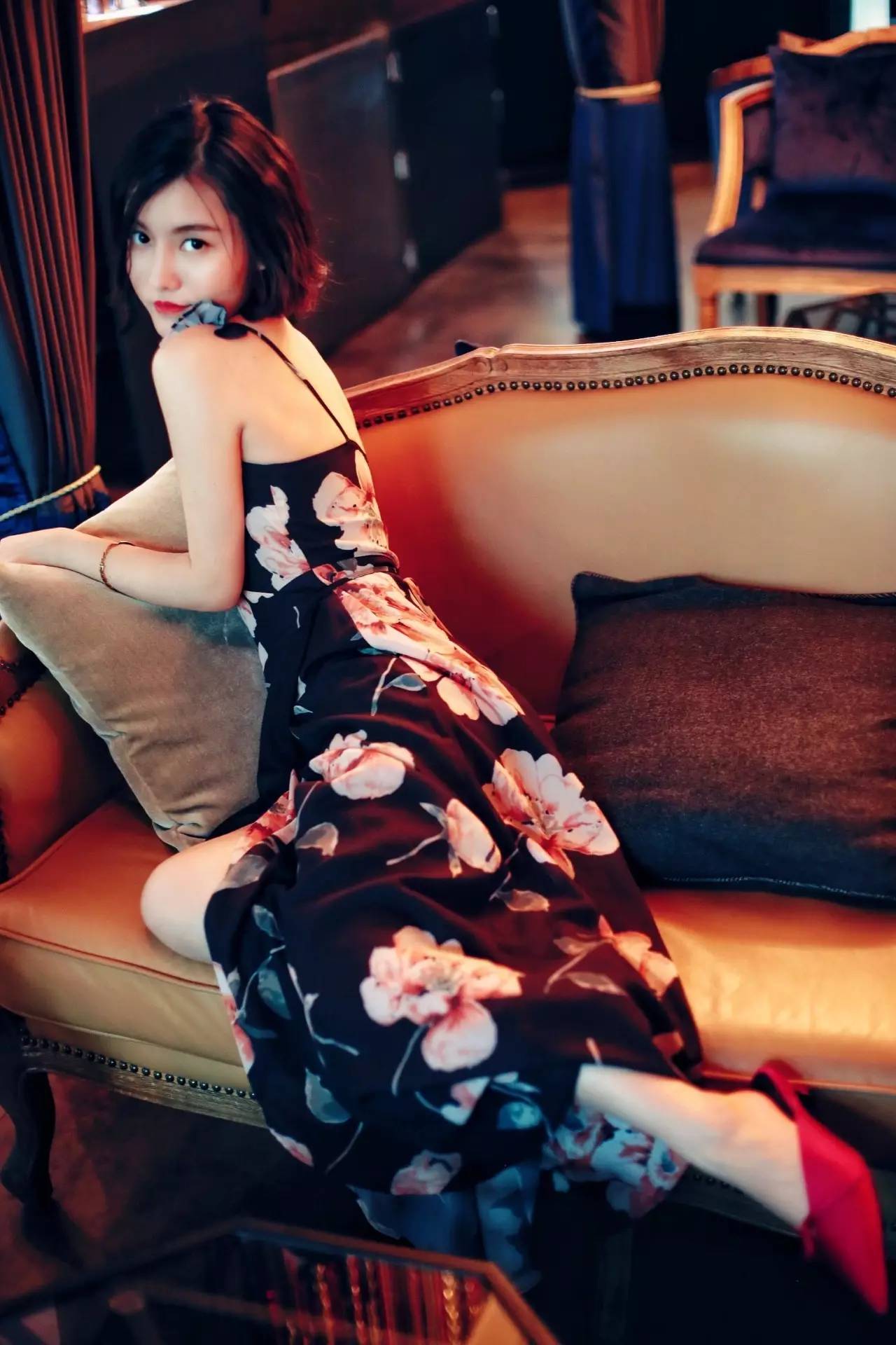 草绒连衣裙高档,小花裙连衣裙中长款