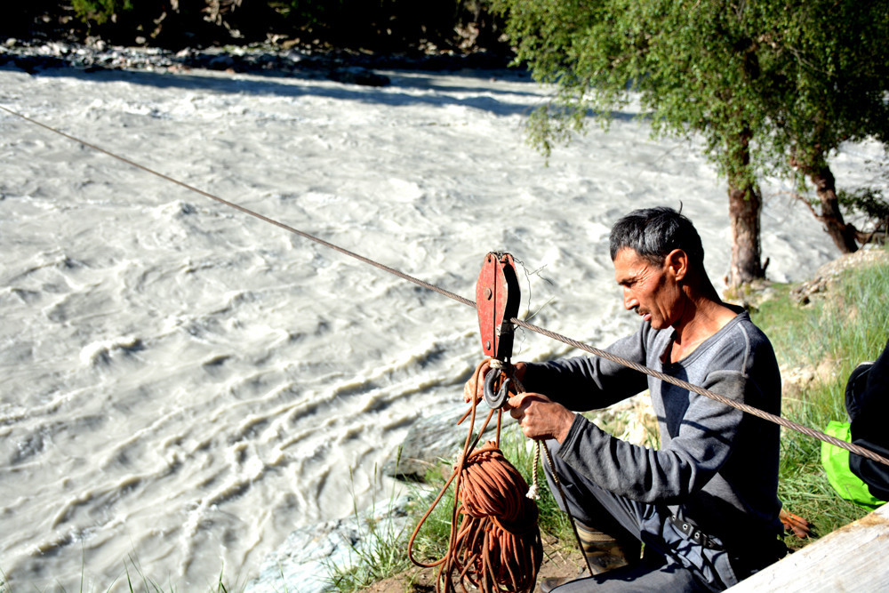 行者无疆-6月乌孙，漂洋过海为圣湖，翻山越岭因初心