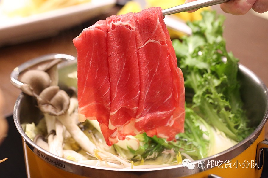 韩国开自助餐厅,韩国深夜美食巨型章鱼足