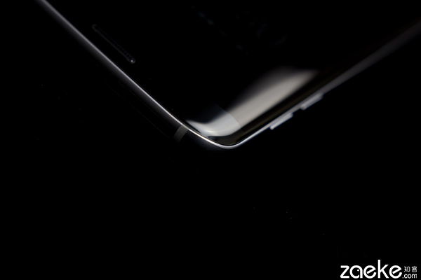 三星s7edge曜岩黑还是星钻黑好看,三星s7edge银色实拍图