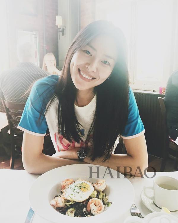 眼妆教程日常化妆眼尾有点往上翘,眼妆教程日常化妆显大不贴睫毛