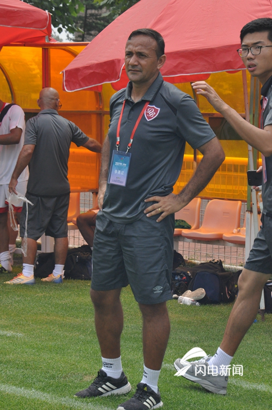 巴西体育队主帅巴力斯塔,巴西足球队失利