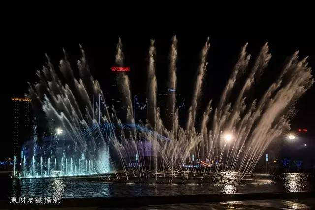 大连东港音乐喷泉图片高清,大雁塔音乐喷泉水舞光影