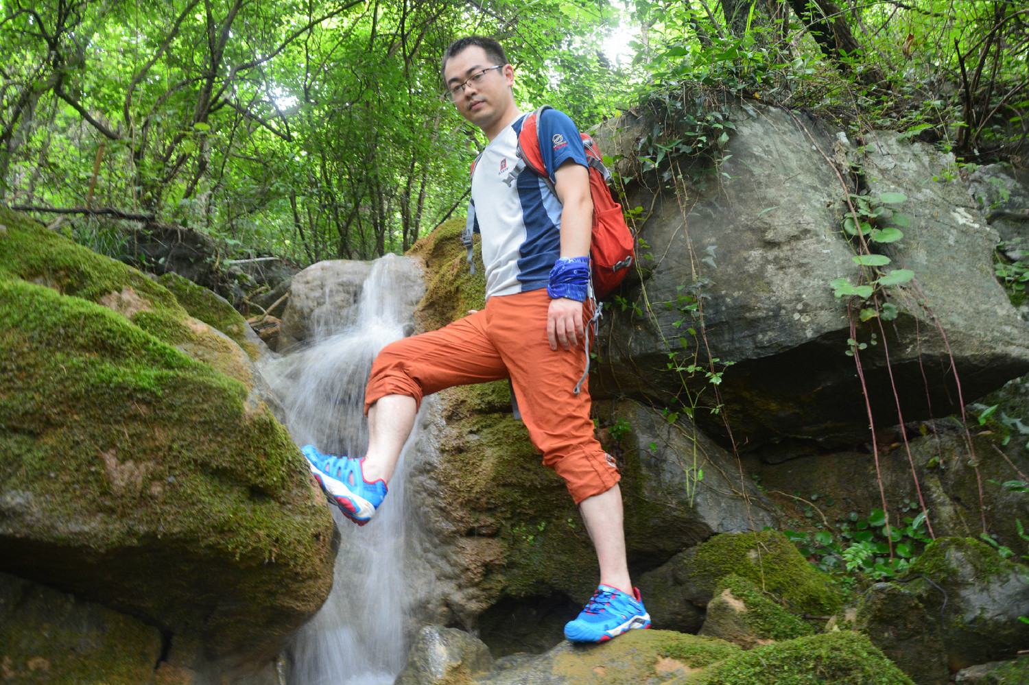 新款阿迪溯溪鞋测评,新款溯溪鞋涉水鞋