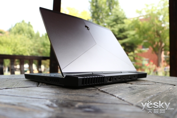 外星人游戏本alienware13,戴尔alienware13值得买吗