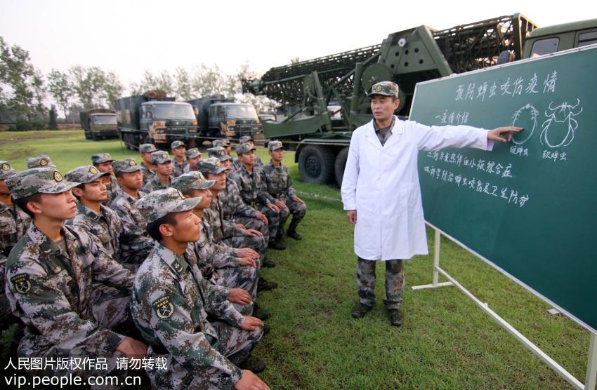 蜱虫叮咬引发的疾病,蜱虫叮咬传染疾病的几率有多大