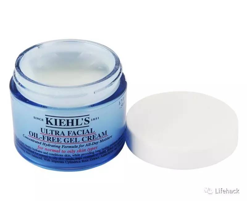 男生毛孔粗大出油用什么护肤品好,男生护肤品推荐补水控油收缩毛孔