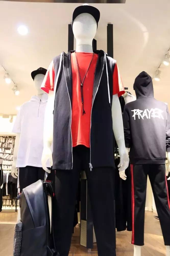 那些潮到爆的明星*服私**，我们给你找到平替了｜百盛潮牌节低至5折