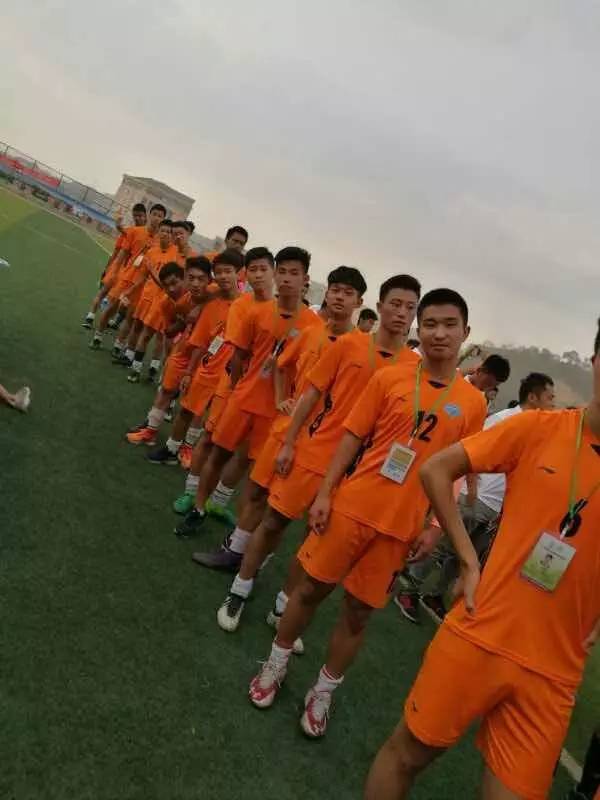 这个暑假,七中在绿茵场上没闲着!