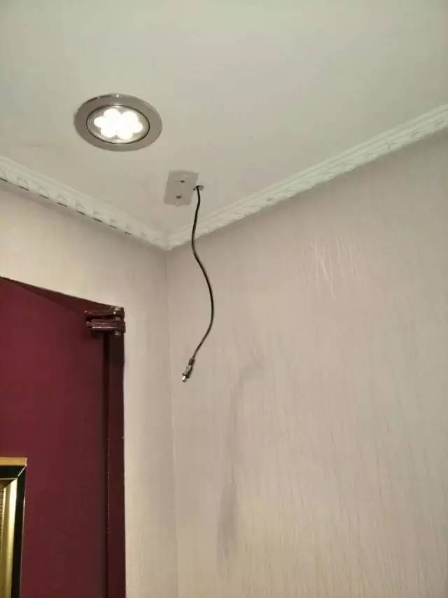 娓稿浣忔皯瀹垮彂鐜版憚鍍忓ご,鏃呭浣忛厭搴楀湪鍑洪鍙ｅ彂鐜版憚鍍忓ご