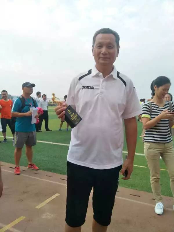 这个暑假，七中在绿茵场上没闲着！