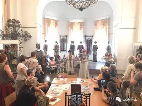 涓浗浼犵粺鎷煎竷鑹烘湳鏈嶈,鍥藉鎷煎竷鏈嶈