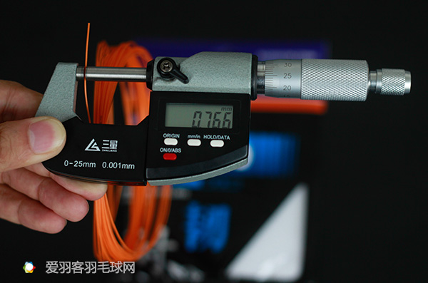 竟敢叫板“耐打之王”BG65，这款拍线到底有几把刷子？