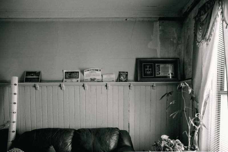 PANTONE改走时尚文青怎么了？原来他和他们都合作过