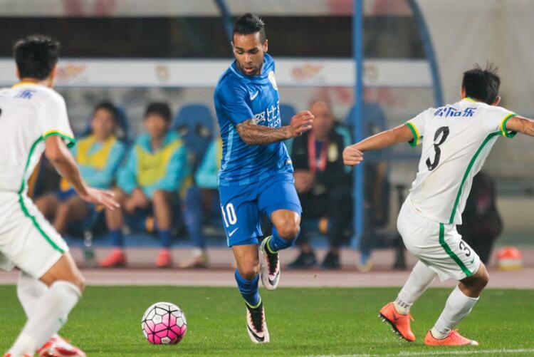 中超凌空斩特谢拉点射,中超对特谢拉评价