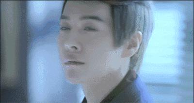 戴美瞳可以滴熊胆e清眼药水吗,戴美瞳要不要用水冲