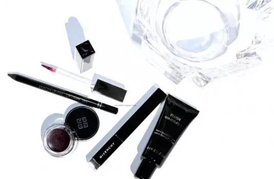 日本妹子的口红,日本女生的唇膏