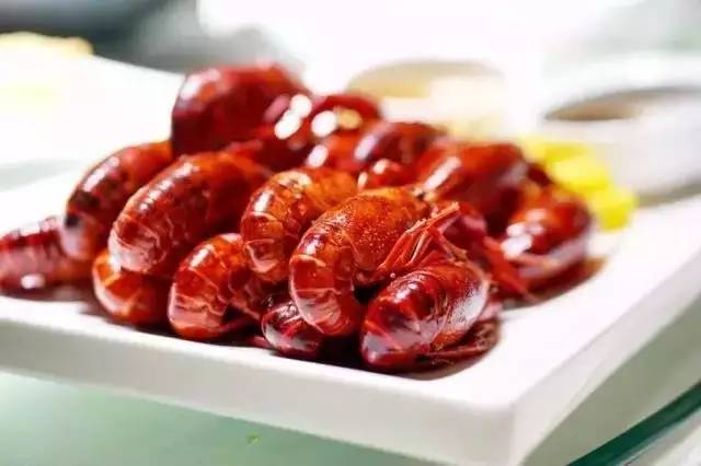 长沙吃虾网红店在哪里,长沙河西哪家油爆虾最好吃