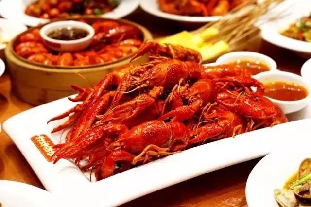 长沙吃虾网红店在哪里,长沙河西哪家油爆虾最好吃