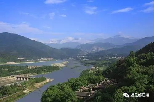 都江堰的伟大和奇妙之处 (都江堰精华部分图片)