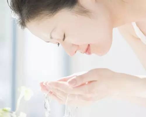 各种功效的护肤品真的有用吗,被吹上天的护肤品怎么样