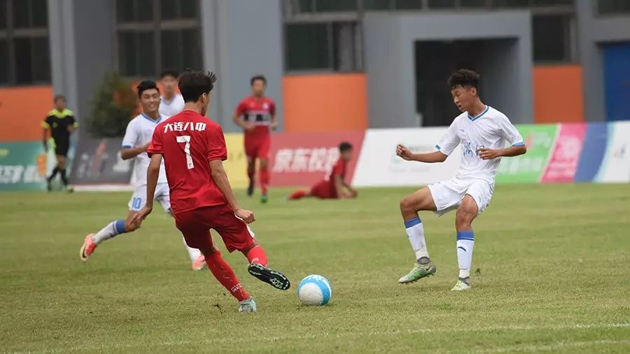 奔跑吧少年足球锦标赛,奔跑吧少年2021青少年足球比赛