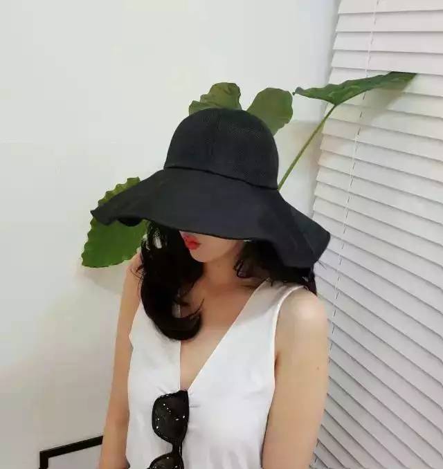 当倪妮赵丽颖同框,赵丽颖倪妮穿背带裤