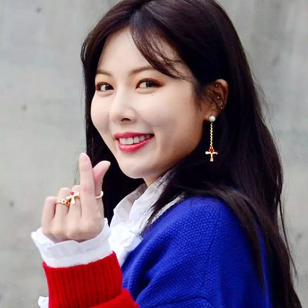 韩国最近很火的饰品,今年最火的高端饰品