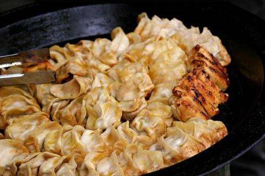 鍦ㄤ笂娴峰悆杩囨渶濂界殑缇庨,鍦ㄤ笂娴峰悆杩囩殑涓滆タ