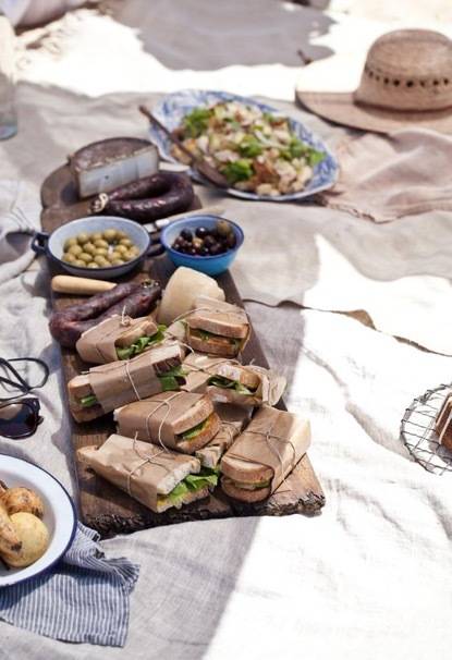 把Mall里的餐厅一次都吃遍，做梦吧？不是！