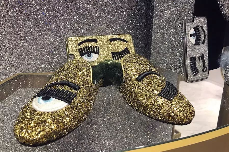 这些中国「别的地方没得卖」的时髦货|都在这个商场里!