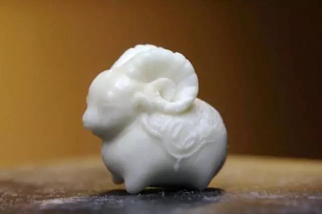 象牙果工艺品好吗,雕刻艺术果雕