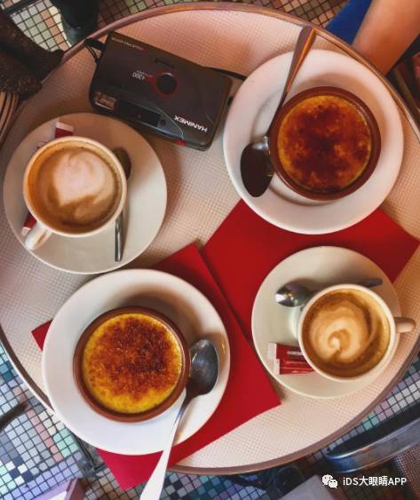 想偶遇赵丽颖吗？在巴黎时装周，她一定会去这十家咖啡馆！