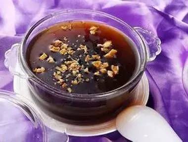 秋天口干舌燥伴有咳嗽食疗,秋天上火的食物有哪些