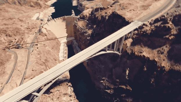 国庆行程还没定？不如在家跟着谷歌VR上天入地吧！