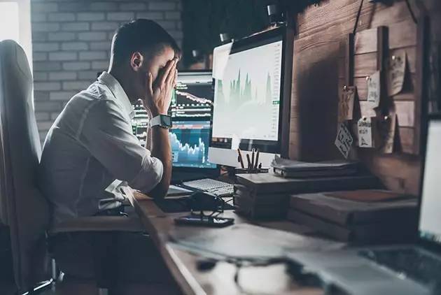 司机喝红牛出事,喝了一瓶红牛交警查出酒精含量22