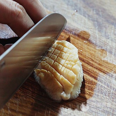 红烧鲍鱼分享给大家,红烧鲍鱼最快做法