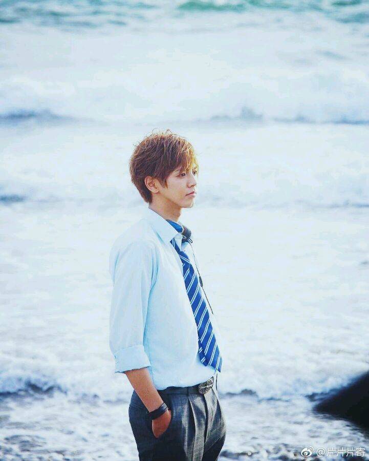 被穿制服的他们撩到心肝颤，赖床舔屏才是假期王道！