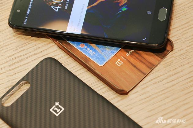 一加3500元手机性价比,1499元一加5手机